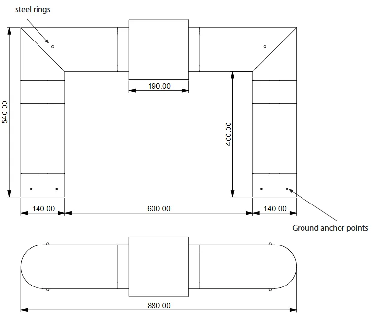 Equipo de hinchables publicitarios asesorando a clientes